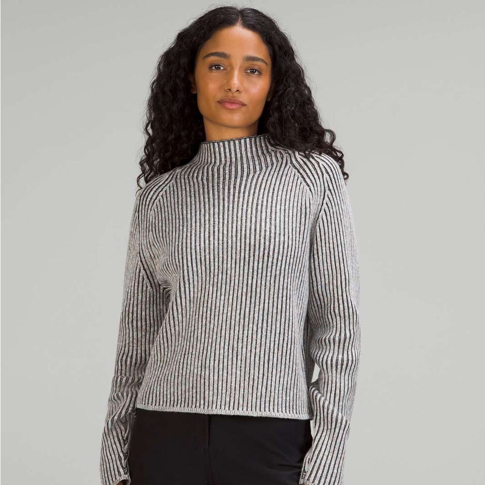 Lululemon Cotton-Cashmere Blend Mock Neck Sweater Size 4